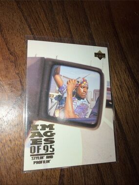 •UPPER DECK• 1995 Shaq Stylin' and Profilin' Trading Card